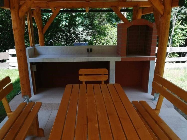 Bungalow Perun Blejska Dobrava Extérieur photo